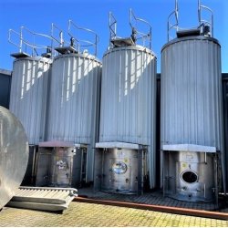 12.000 ltr. V1648-V1649 2 stk.