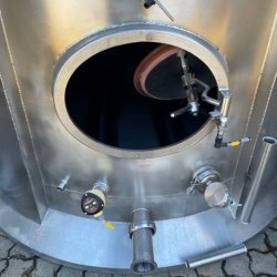 12.000 ltr. V1648-V1649 2 stk.