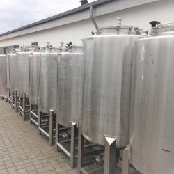 500 ltr. V1482 2 stk.