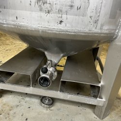 800 ltr. V2051 2 stk